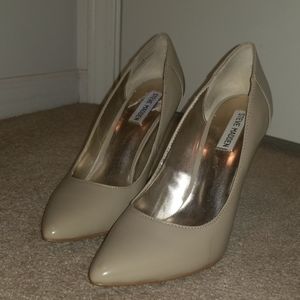 Steve Madden Nude Patent Leather Pumps 8.5
